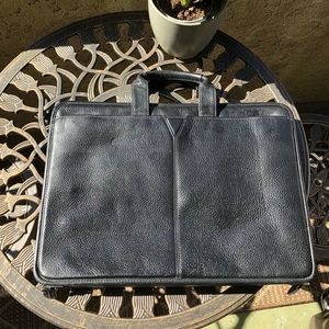 Johnson and Murphy folio case
